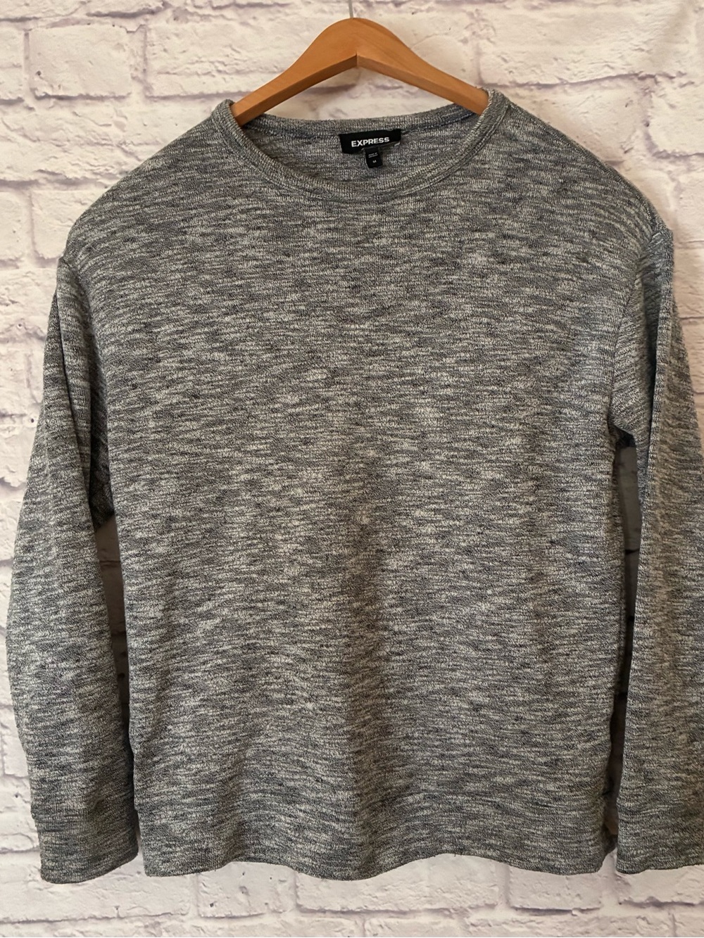 Express Men’s Heather Gray Basic Crewneck Sweater - Medium